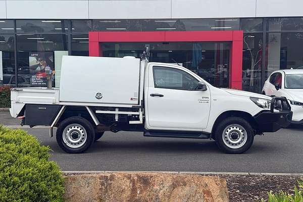 2017 Toyota Hilux SR GUN126R 4X4