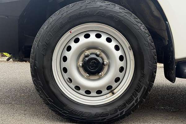 2017 Toyota Hilux SR GUN126R 4X4