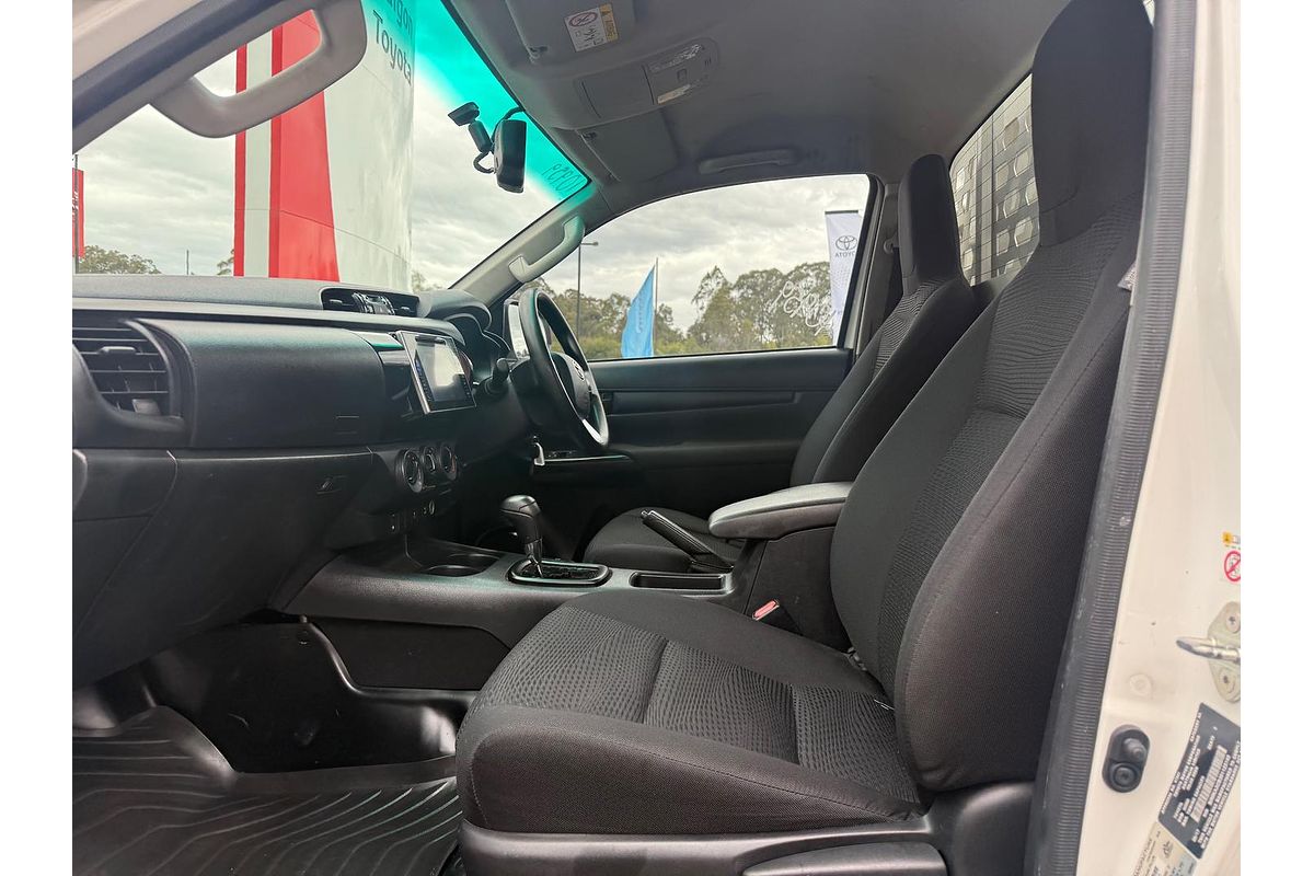 2017 Toyota Hilux SR GUN126R 4X4