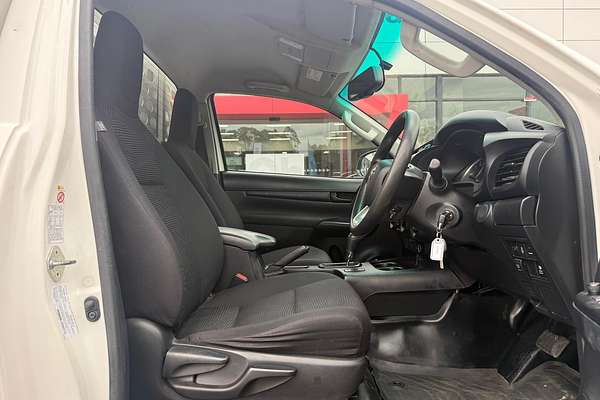 2017 Toyota Hilux SR GUN126R 4X4