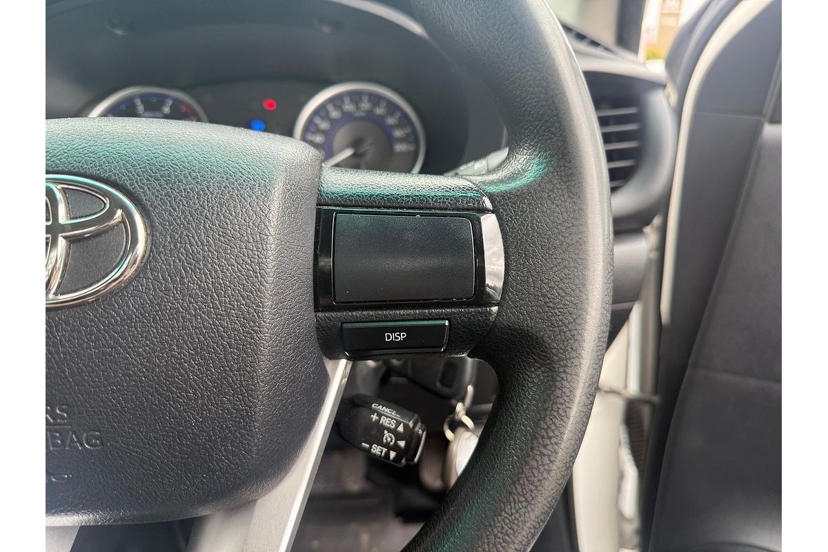2017 Toyota Hilux SR GUN126R 4X4