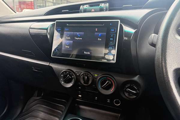 2017 Toyota Hilux SR GUN126R 4X4
