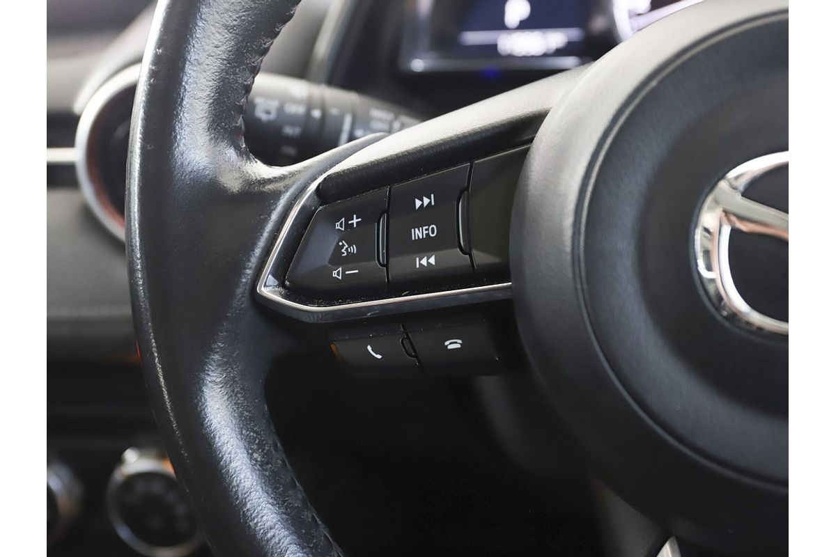 Mazda CX-3 D 6AUTO AKARI PETROL FWD