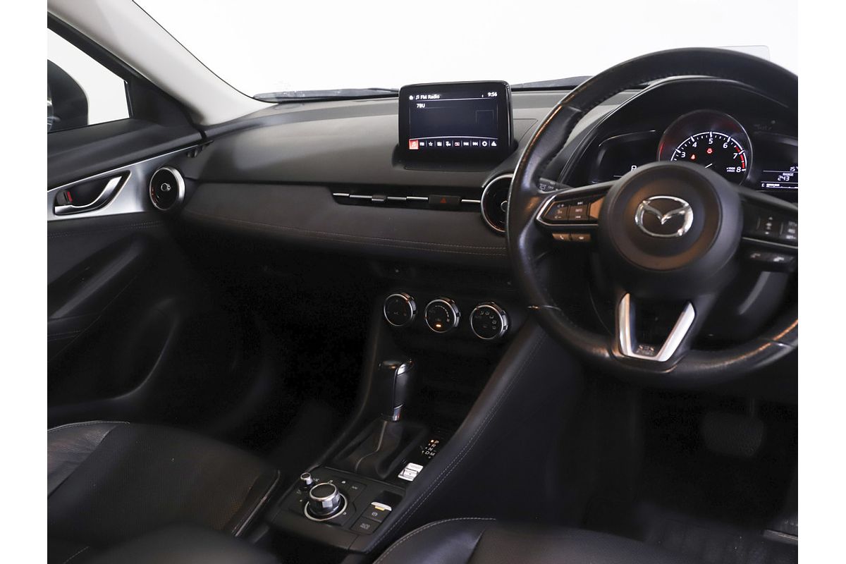 Mazda CX-3 D 6AUTO AKARI PETROL FWD