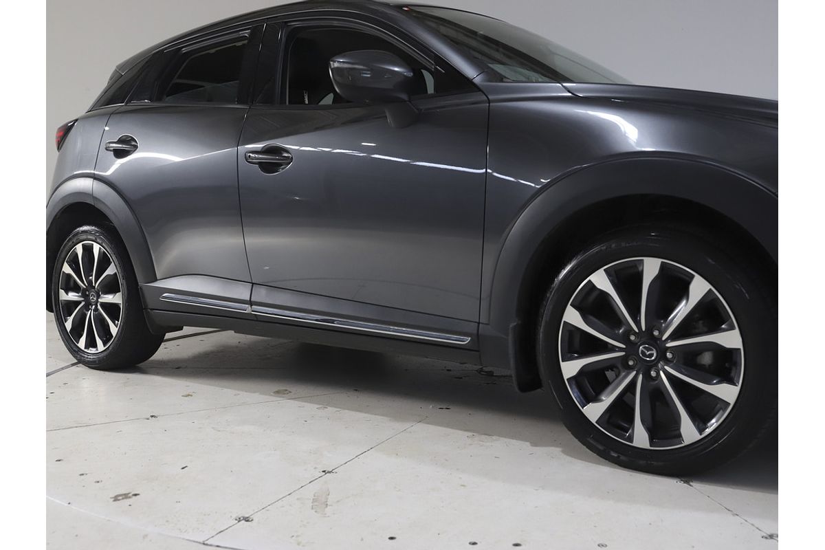 Mazda CX-3 D 6AUTO AKARI PETROL FWD