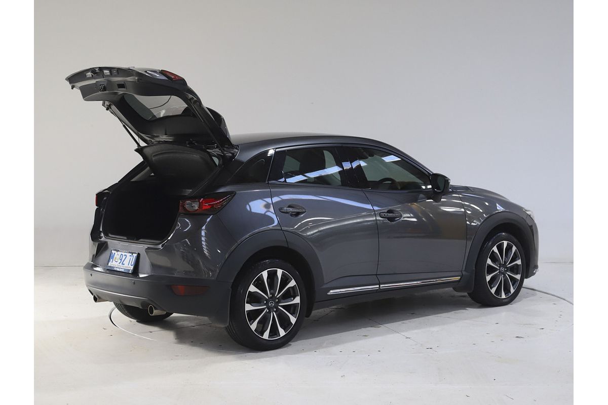 Mazda CX-3 D 6AUTO AKARI PETROL FWD