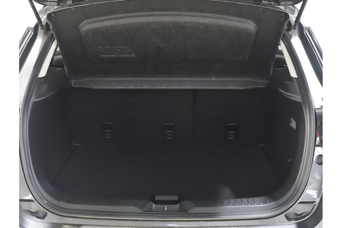Mazda CX-3 D 6AUTO AKARI PETROL FWD