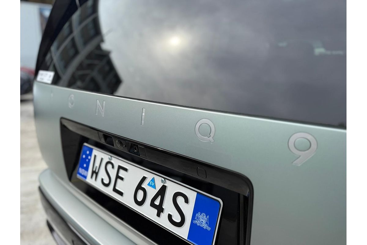 2025 Hyundai IONIQ 9 Calligraphy ME.V1