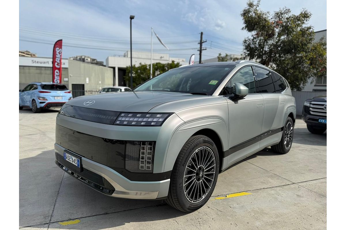 2025 Hyundai IONIQ 9 Calligraphy ME.V1