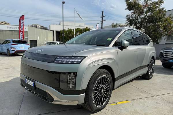 2025 Hyundai IONIQ 9 Calligraphy ME.V1