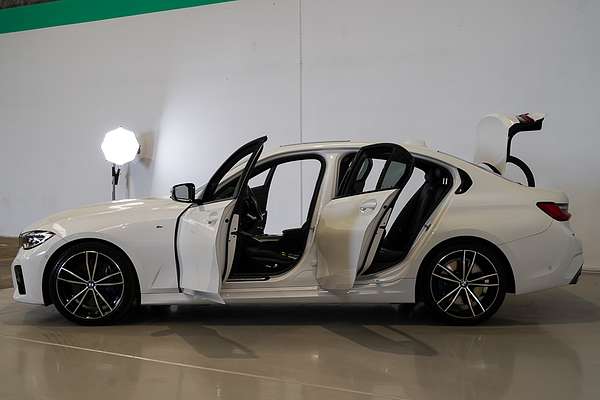 2019 BMW 3 Series 330i M Sport G20