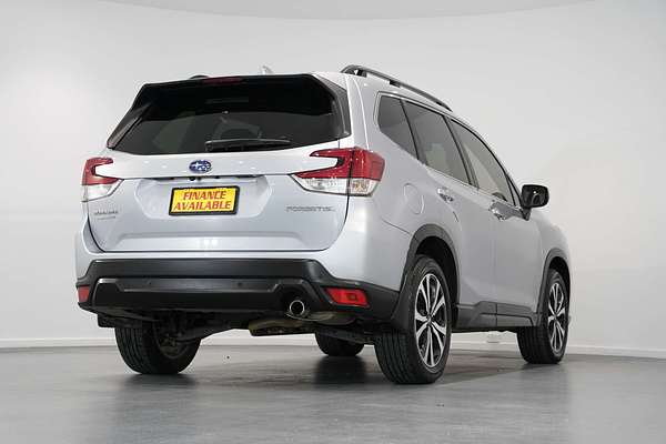 2022 Subaru Forester 2.5i Premium S5
