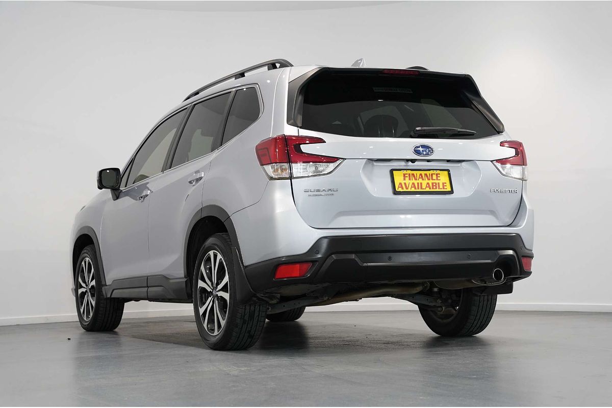 2022 Subaru Forester 2.5i Premium S5