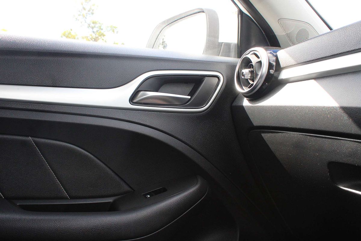 2022 MG ZS Excite AZS1