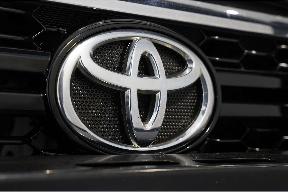 2019 Toyota Hilux SR GUN126R 4X4