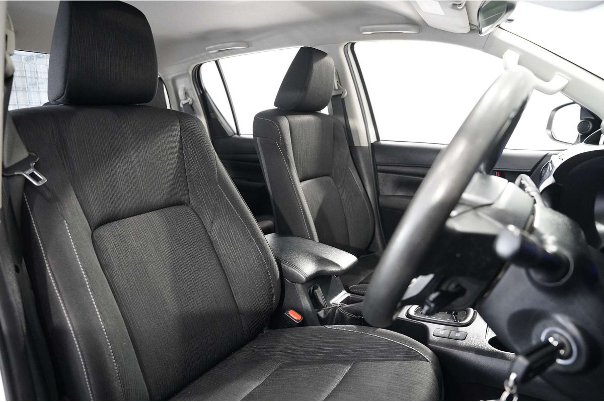 2019 Toyota Hilux SR GUN126R 4X4