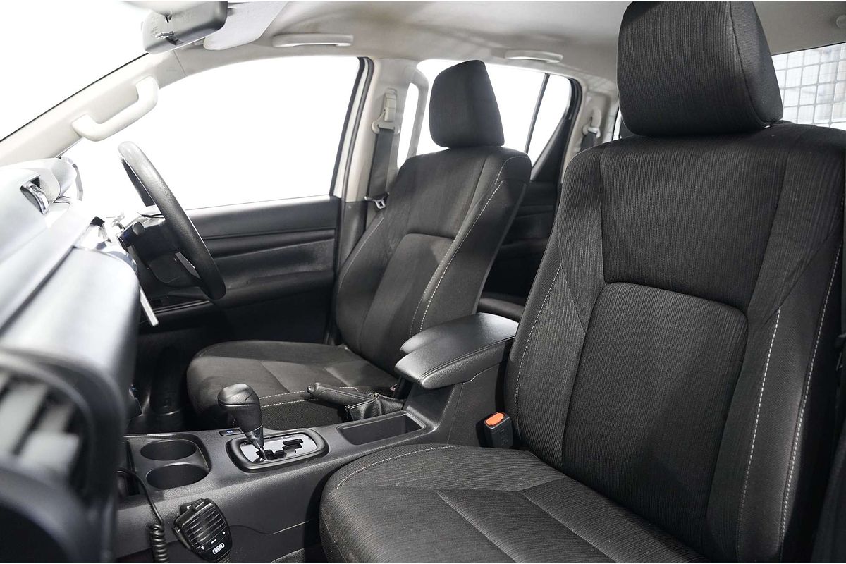 2019 Toyota Hilux SR GUN126R 4X4