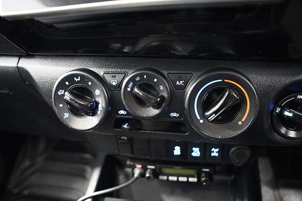 2019 Toyota Hilux SR GUN126R 4X4