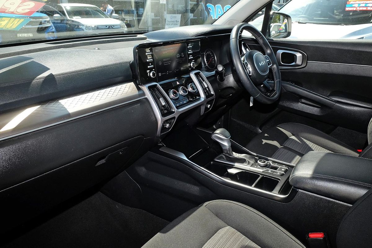 2023 Kia Sorento S MQ4