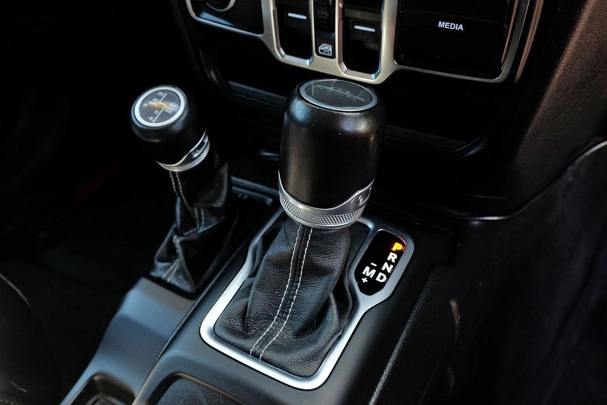 2021 Jeep Gladiator Overland JT All Wheel Drive