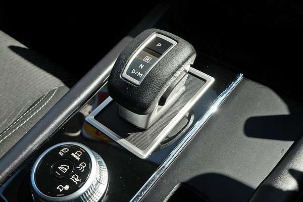 2023 Mitsubishi Outlander ES ZM