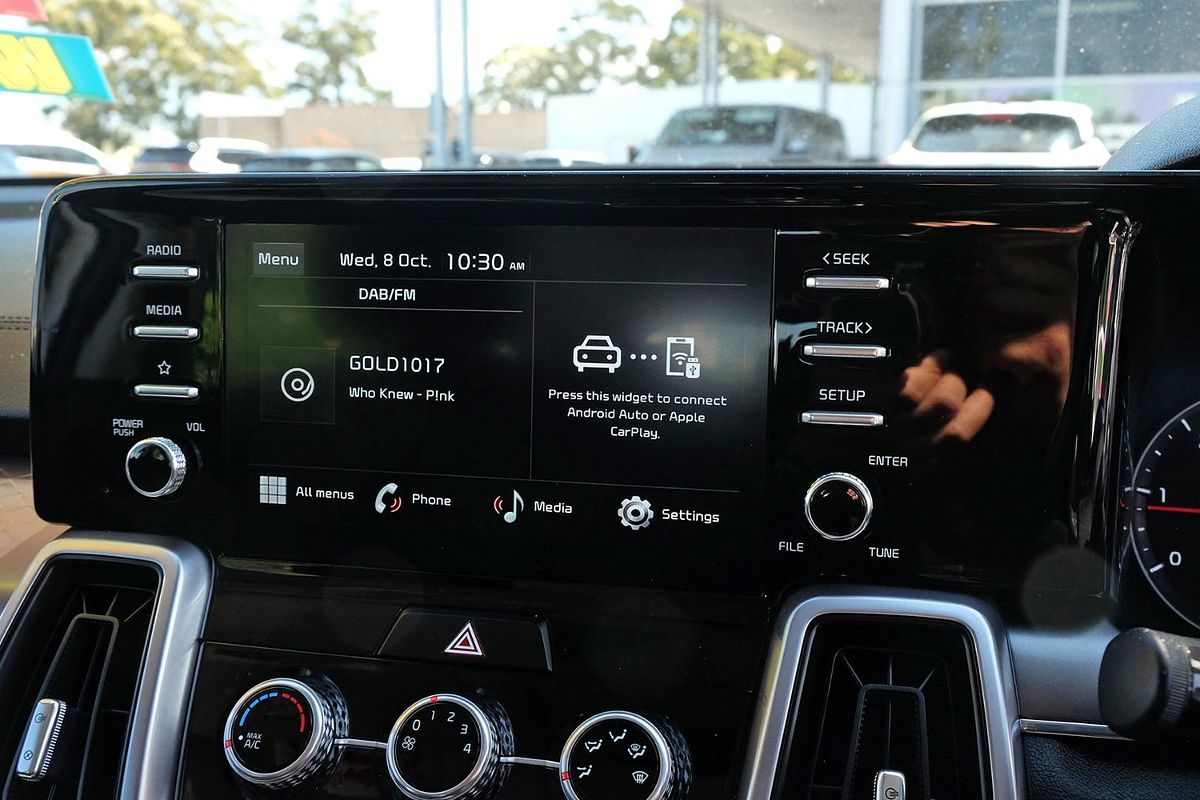 2023 Kia Sorento S MQ4