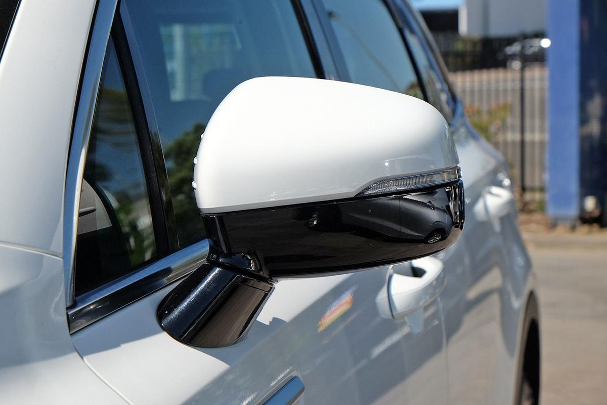 2023 Kia Sorento S MQ4