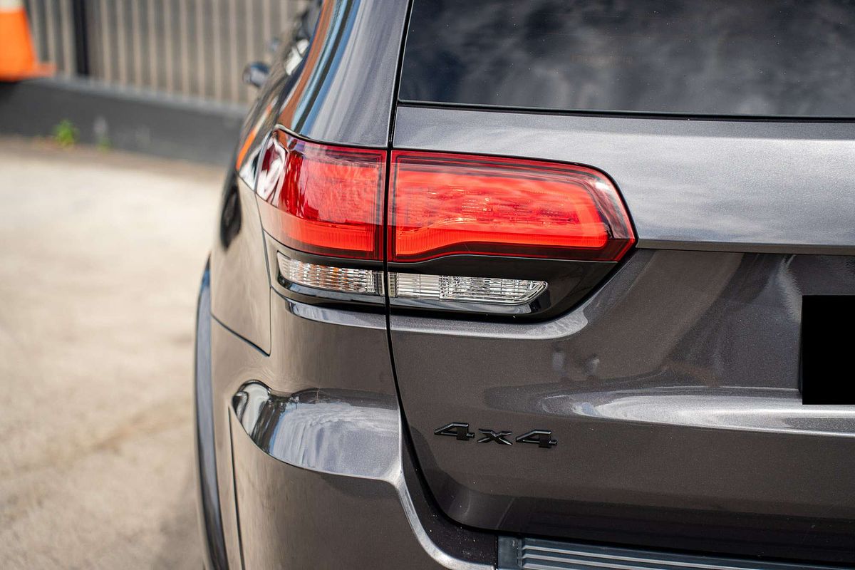 2020 Jeep Grand Cherokee Night Eagle WK