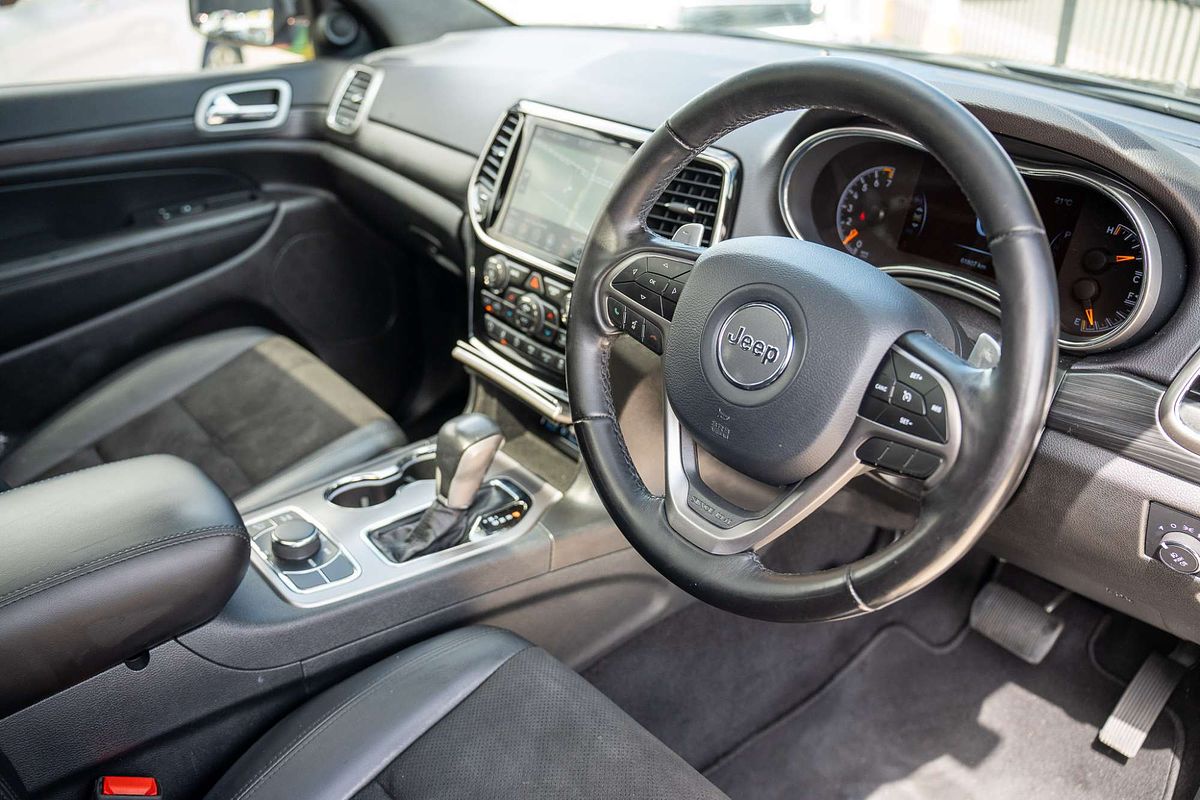 2020 Jeep Grand Cherokee Night Eagle WK