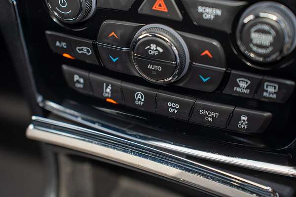 2020 Jeep Grand Cherokee Night Eagle WK