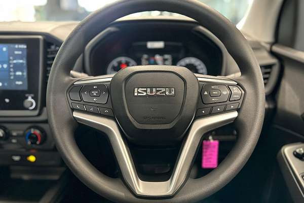 2025 Isuzu D-MAX SX High Ride Rear Wheel Drive