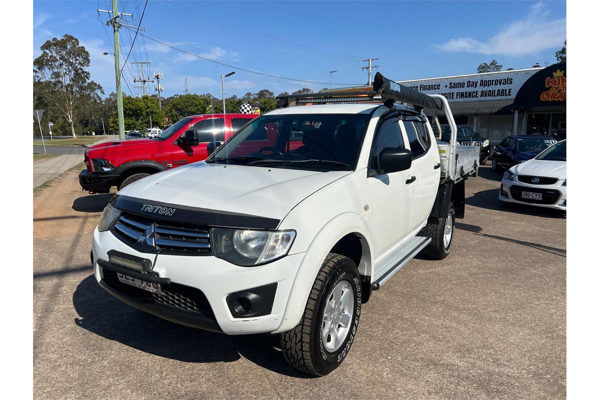 2013 Mitsubishi Triton GLX MN 4X4