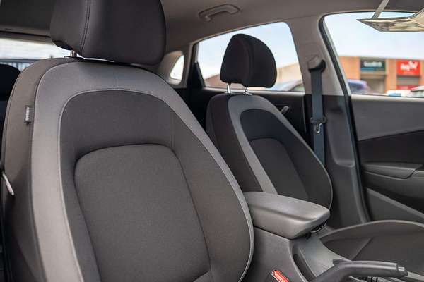 2020 Hyundai Kona Active OS.3