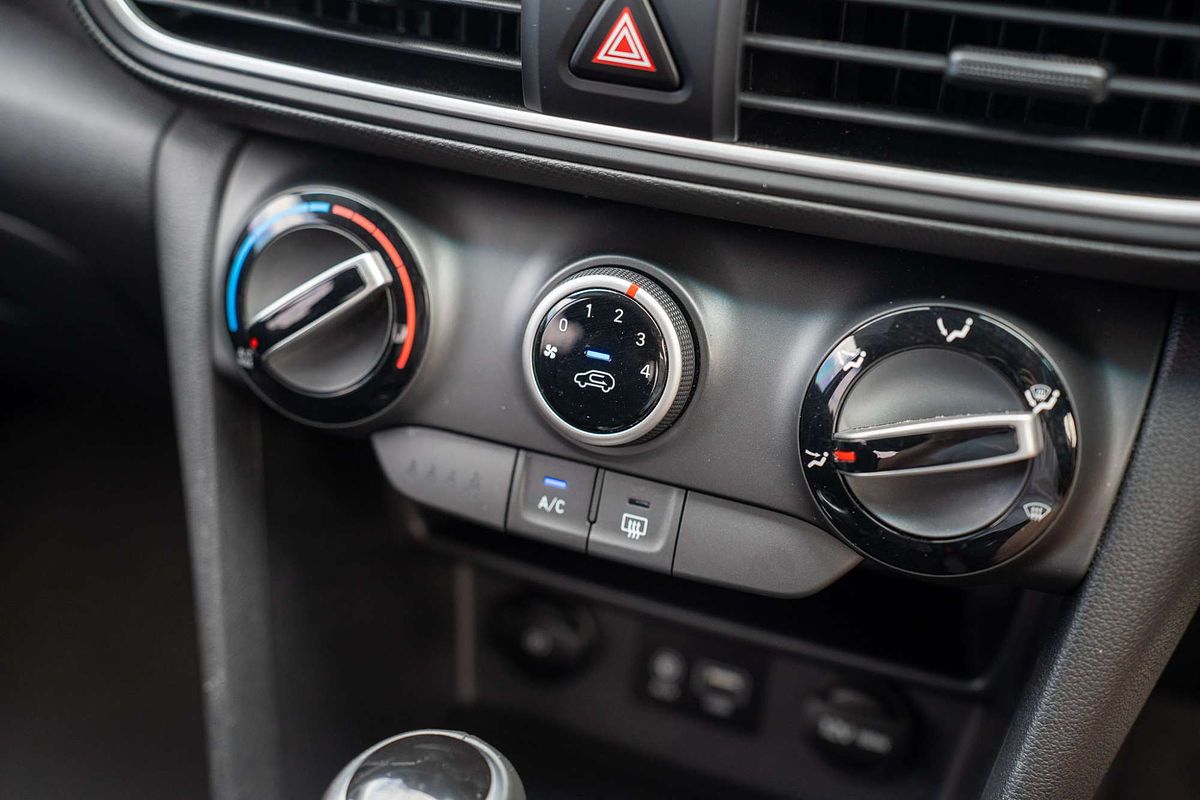 2020 Hyundai Kona Active OS.3
