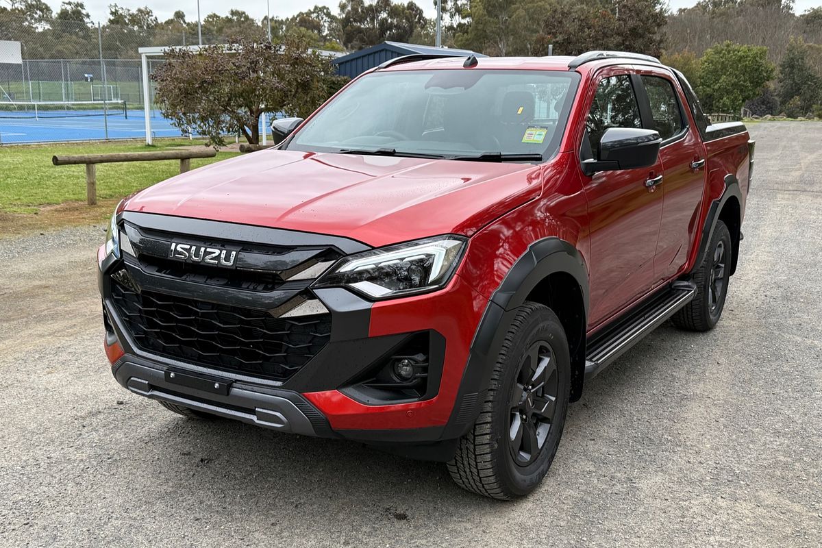 2025 Isuzu D-MAX X-TERRAIN 4X4