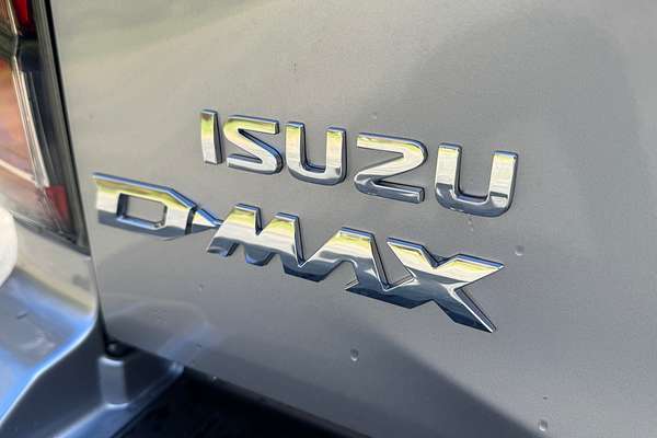 2025 Isuzu D-MAX X-TERRAIN 4X4