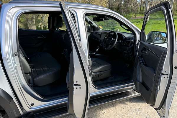 2025 Isuzu D-MAX X-TERRAIN 4X4