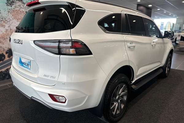 2024 Isuzu MU-X LS-U