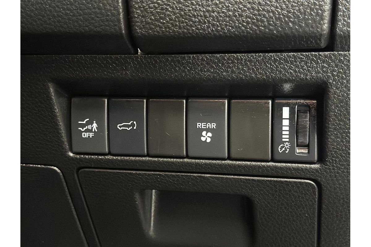 2024 Isuzu MU-X LS-U