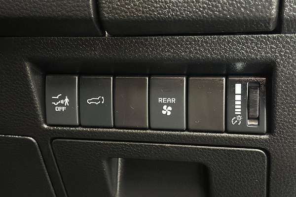 2024 Isuzu MU-X LS-U