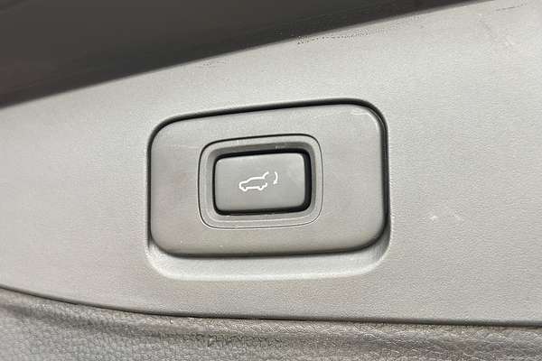 2024 Isuzu MU-X LS-U