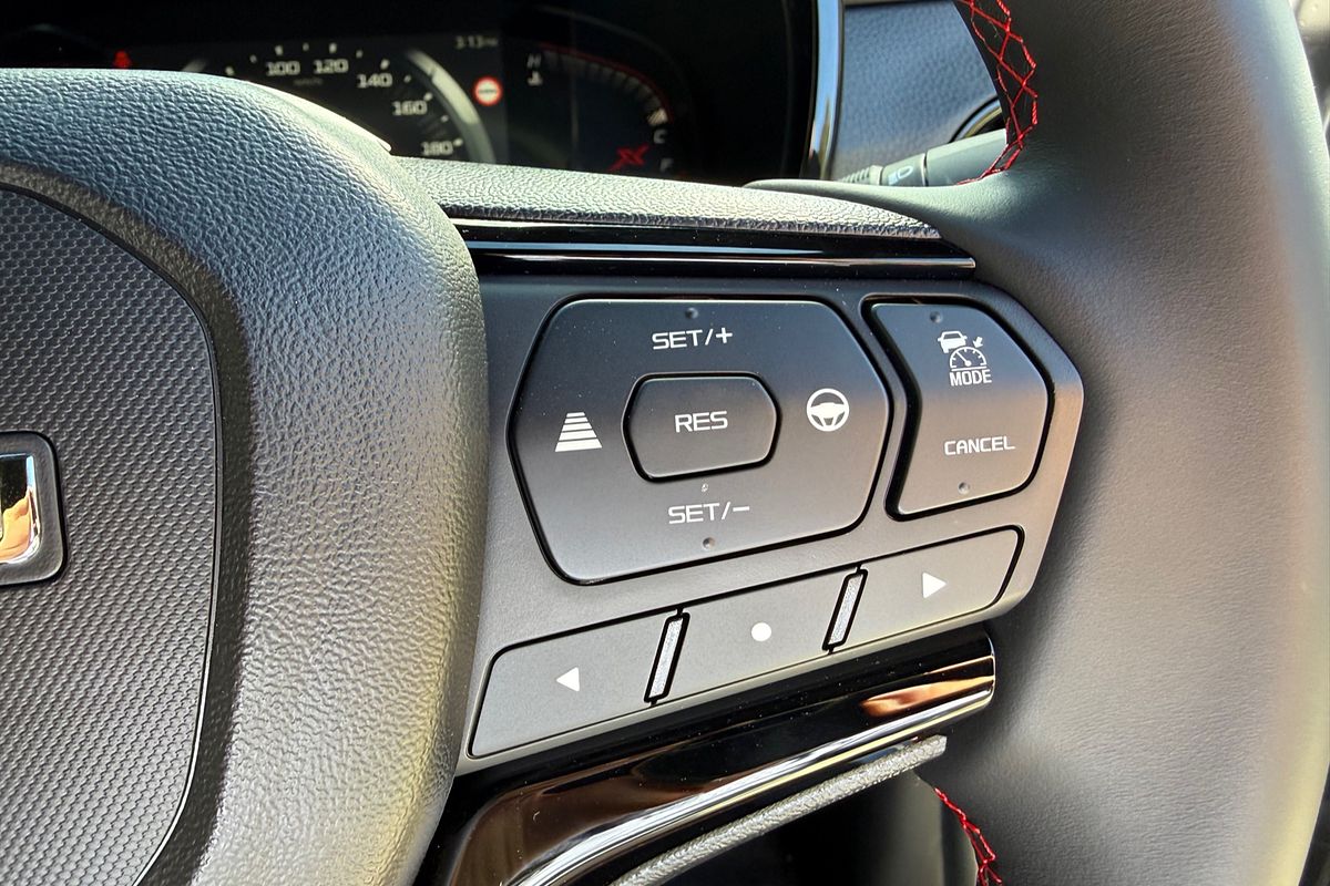 2025 Isuzu D-MAX X-TERRAIN 4X4