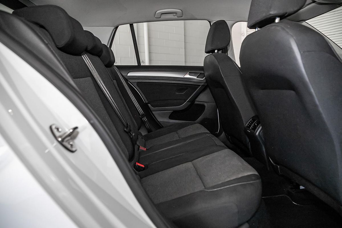 2016 Volkswagen Golf 92TSI Trendline 7