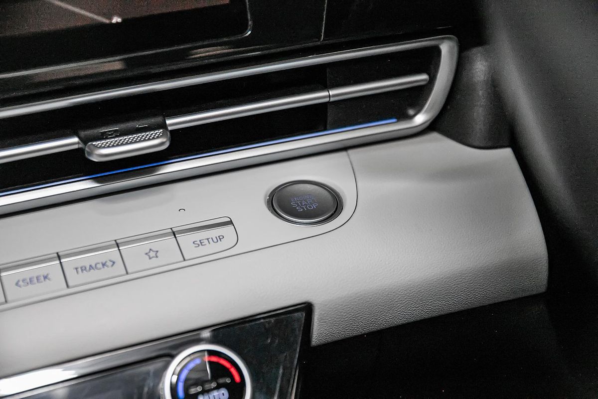 2022 Hyundai i30 Elite CN7.V1