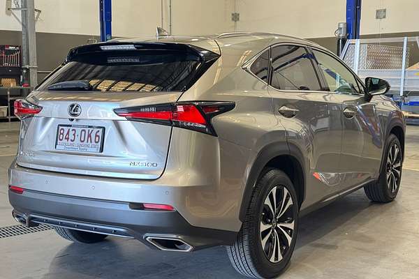 2019 Lexus NX NX300 LUXURY (FWD) AGZ10R