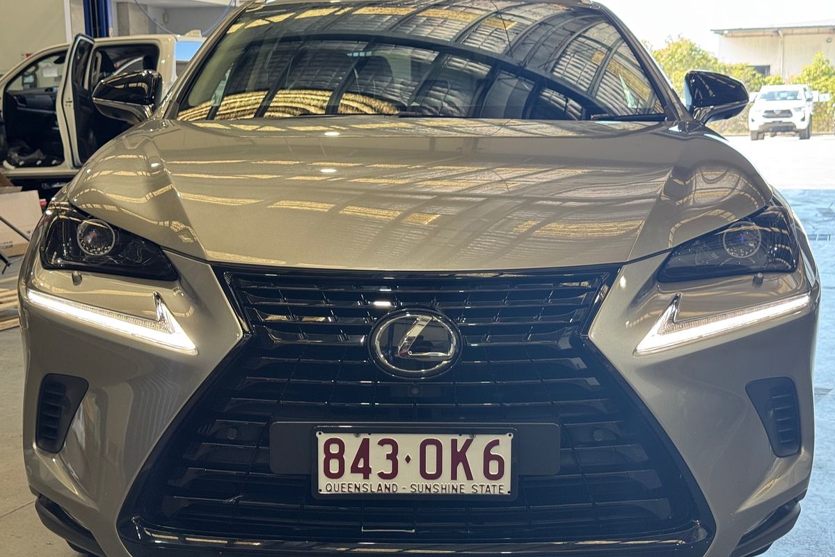 2019 Lexus NX NX300 LUXURY (FWD) AGZ10R