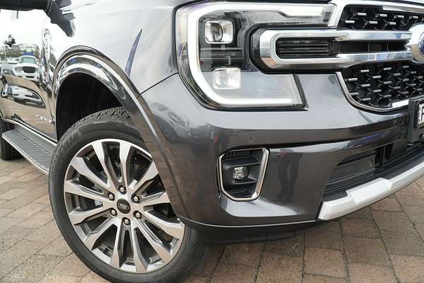 2025 Ford Everest Platinum 3.0L