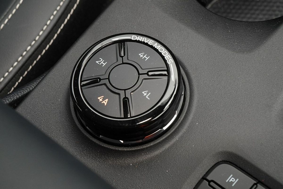 2025 Ford Everest Platinum 3.0L