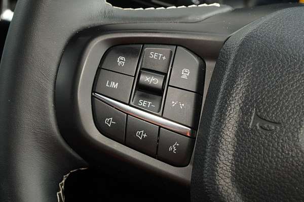 2025 Ford Everest Platinum 3.0L