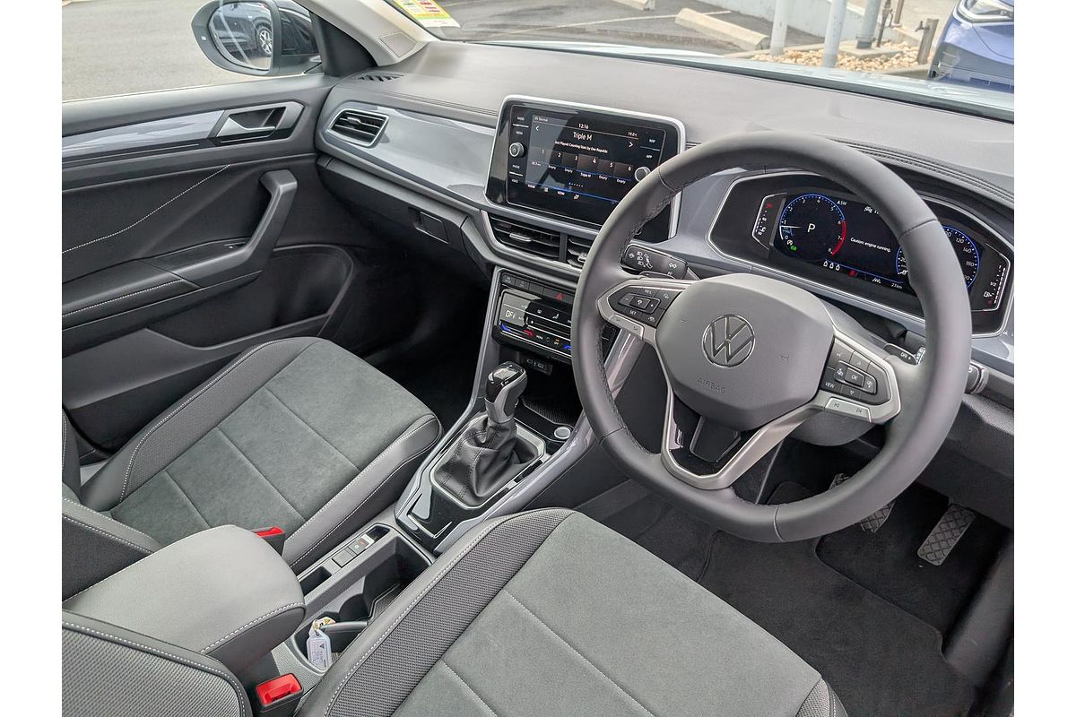 2025 Volkswagen T-Roc 110TSI Style D11